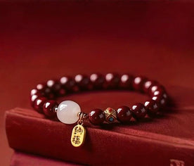 Pulsera de cinabrio con cuentas rojas y amuleto dorado de la fortuna Feng Shui